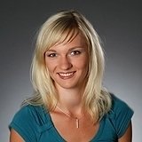 Frau Nadine Tomka